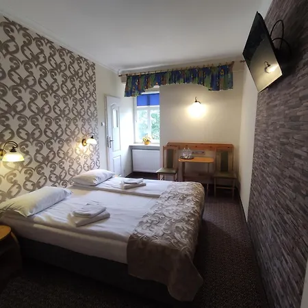 Atena Hotell