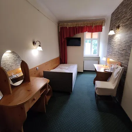 Atena Hotell