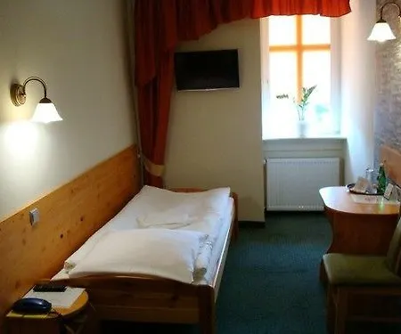 Atena 2* Słupsk