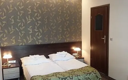 Hotel Atena 2*