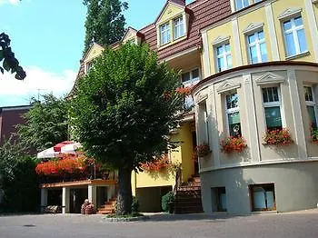 Atena סלאופסק